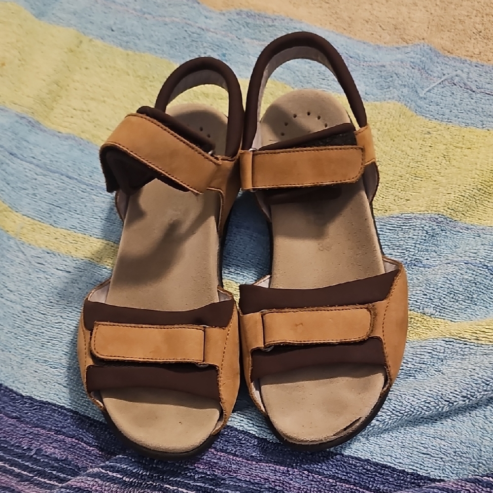 MEPHISTO Women's  Shark Fit Brown Leather Strap Shock Absorber Sandals